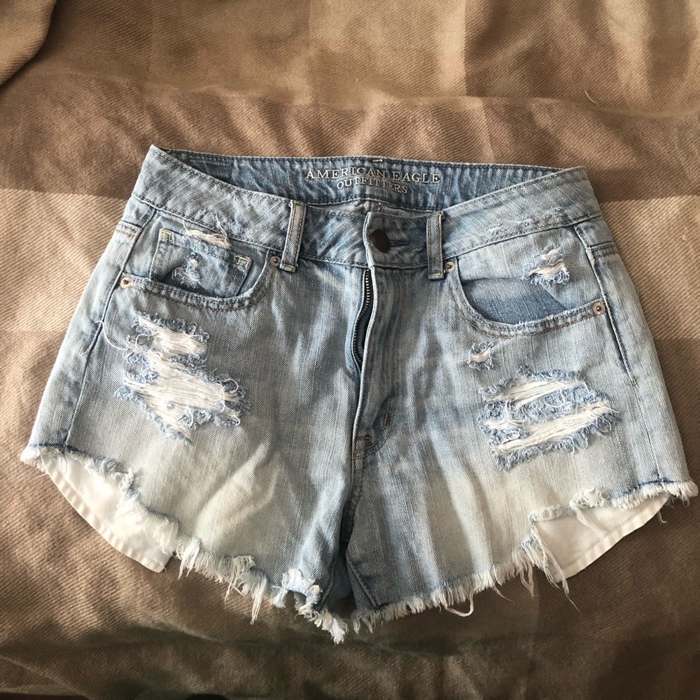 American Eagle high waisted shorts